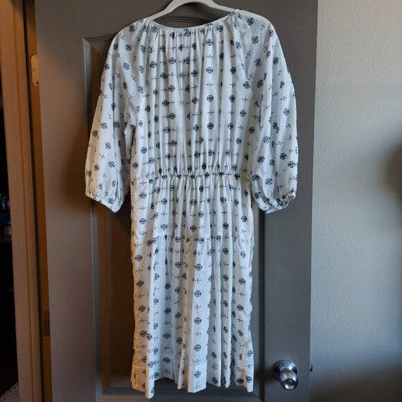 RARE! White Anthropologie Dress with Navy Embroidery Details (NWT) - Picture 5 of 8